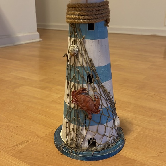 Wooden Lighthouse - Picture 3 of 5